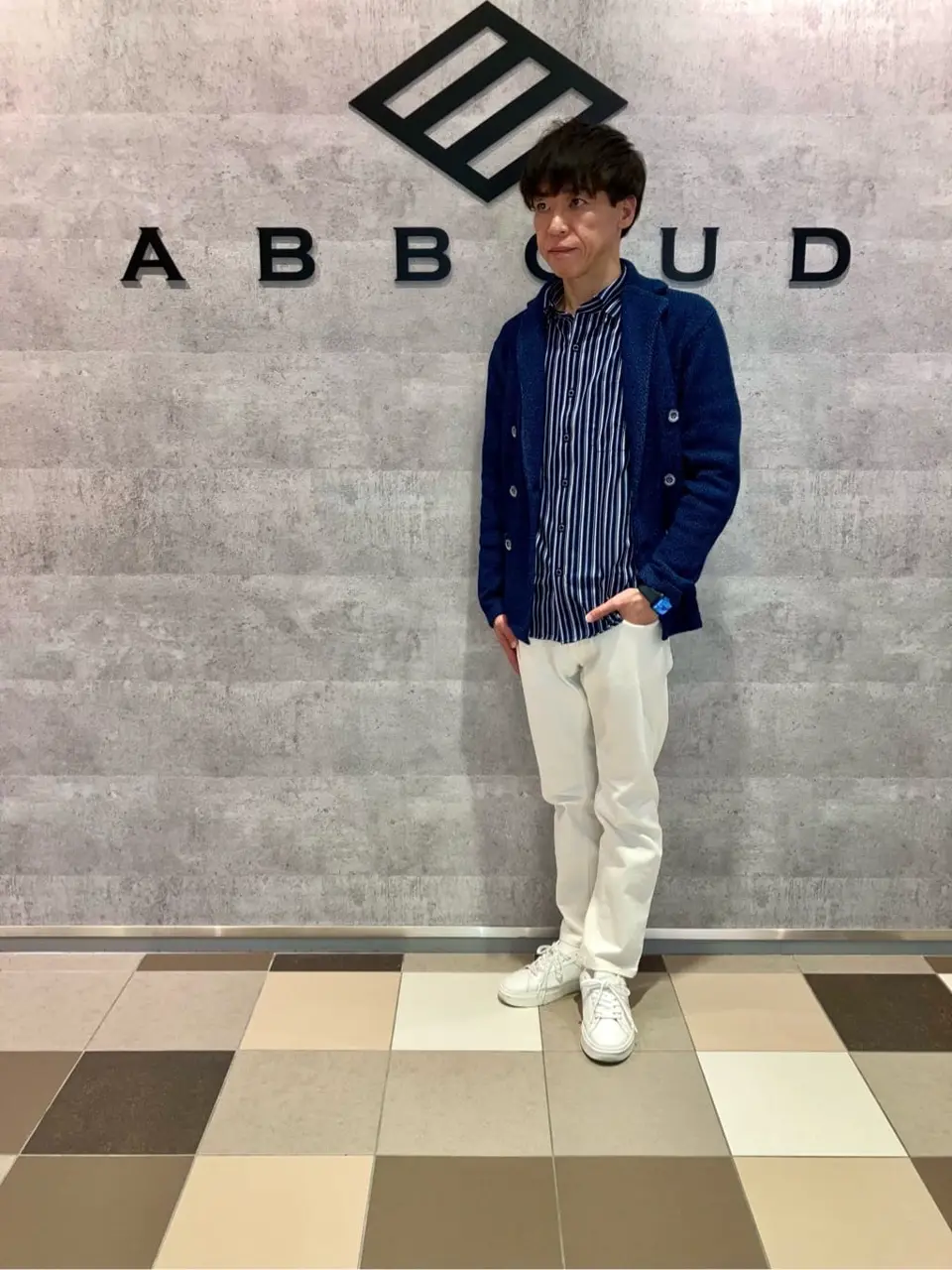 JOSEPH ABBOUD 足立 コーディネート画像