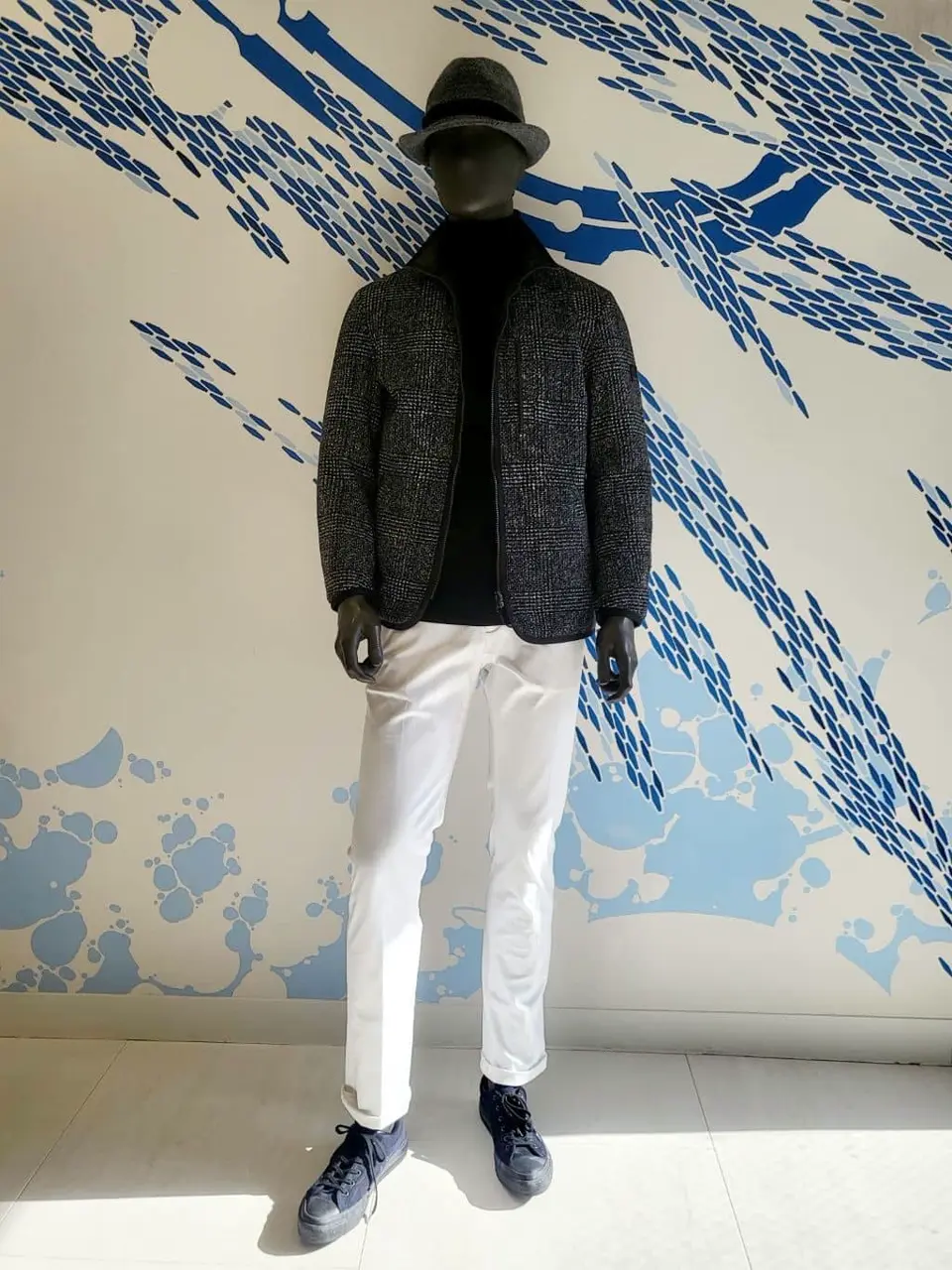 JOSEPH ABBOUD 亀井 コーディネート画像