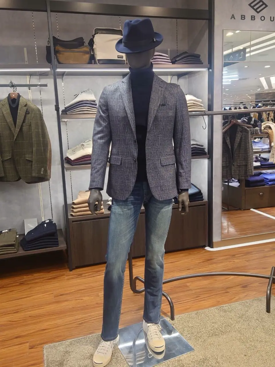 JOSEPH ABBOUD 三宅 コーディネート画像