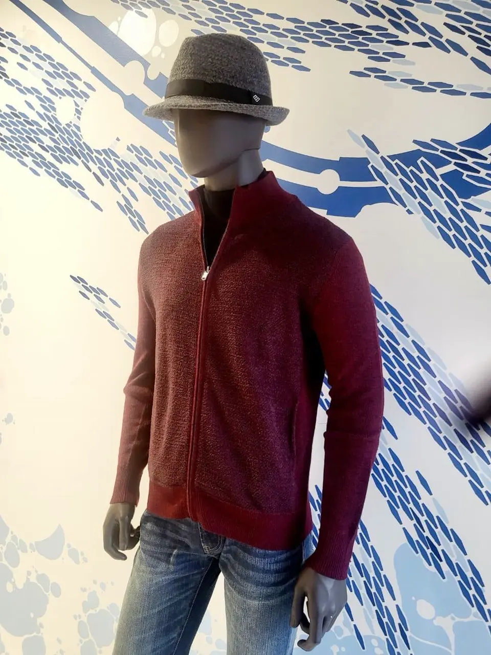 JOSEPH ABBOUD 亀井 コーディネート画像