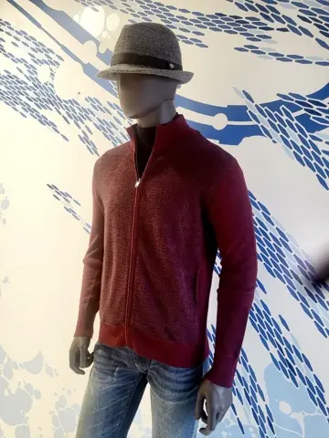 JOSEPH ABBOUD 亀井 コーディネート画像