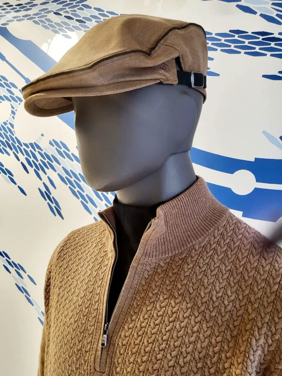 JOSEPH ABBOUD 亀井 コーディネート画像