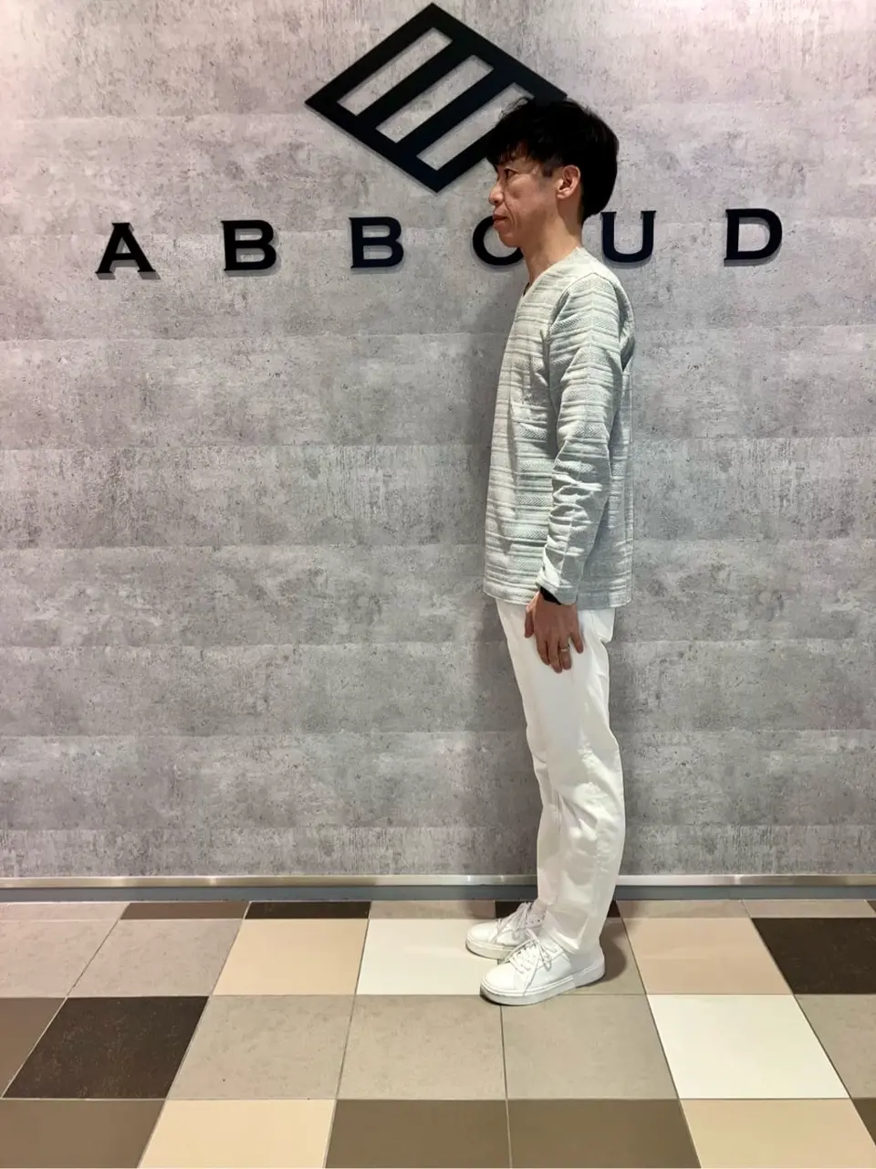 JOSEPH ABBOUD 足立 コーディネート画像