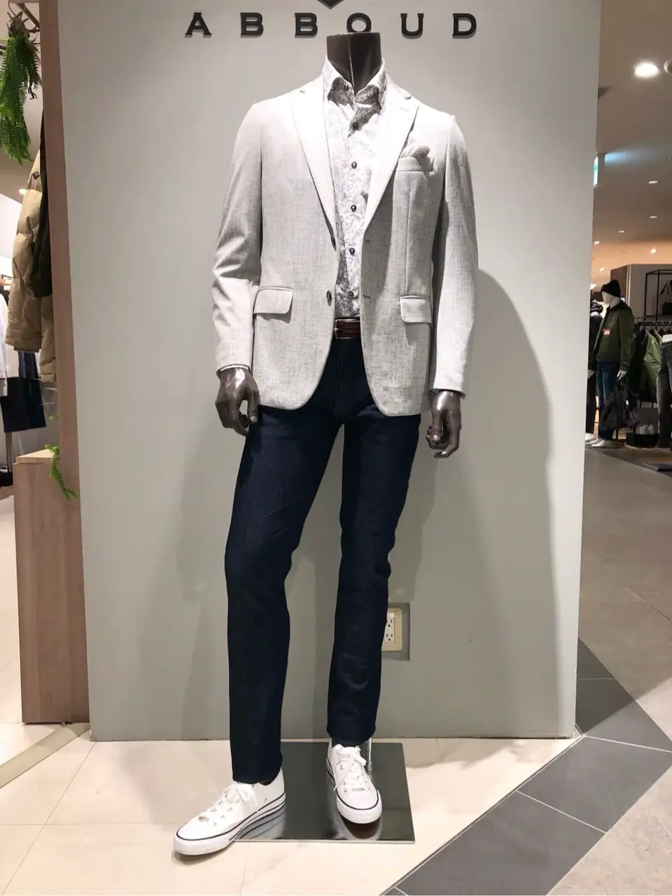 JOSEPH ABBOUD 川田 コーディネート画像