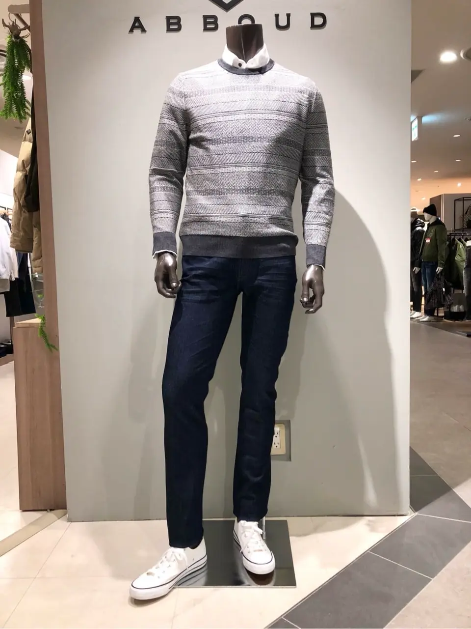 JOSEPH ABBOUD 川田 コーディネート画像