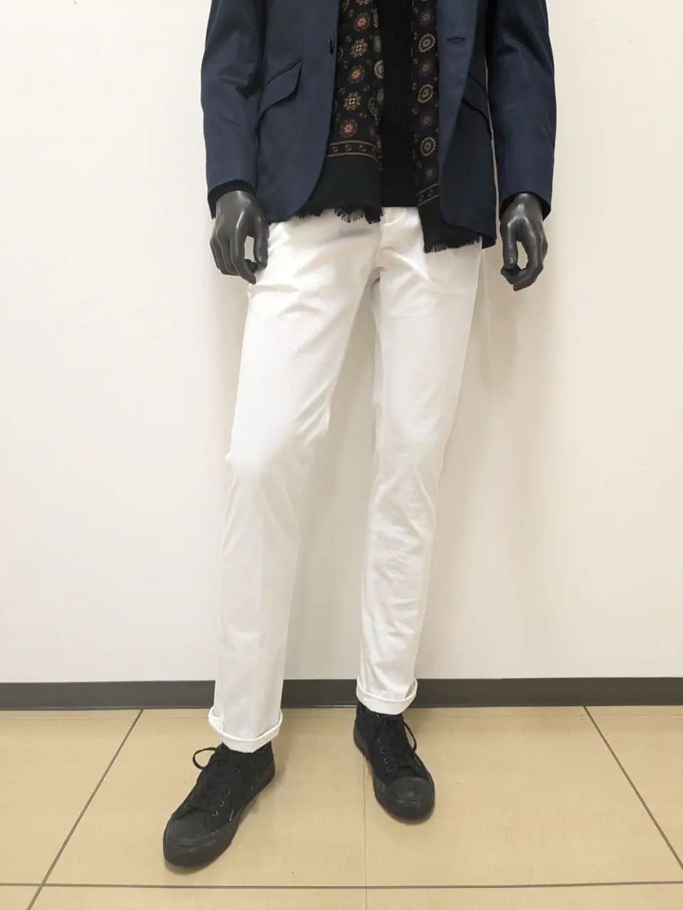 JOSEPH ABBOUD 大久 コーディネート画像