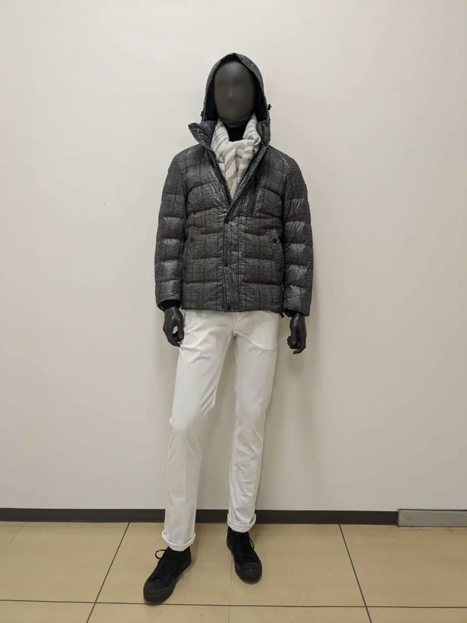 JOSEPH ABBOUD 大久 コーディネート画像