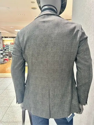 JOSEPH ABBOUD 上田 コーディネート画像