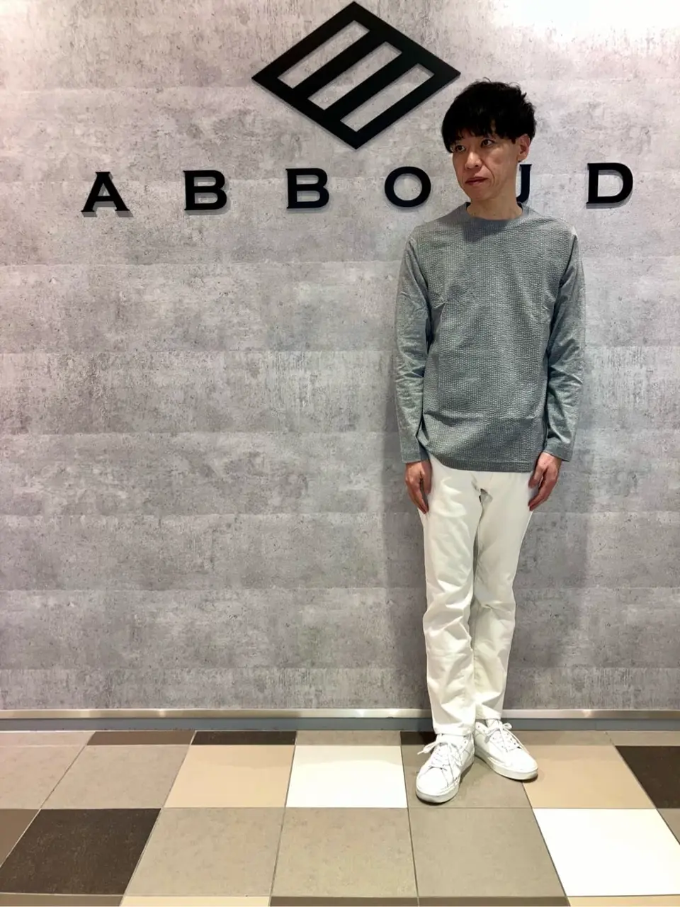 JOSEPH ABBOUD 足立 コーディネート画像