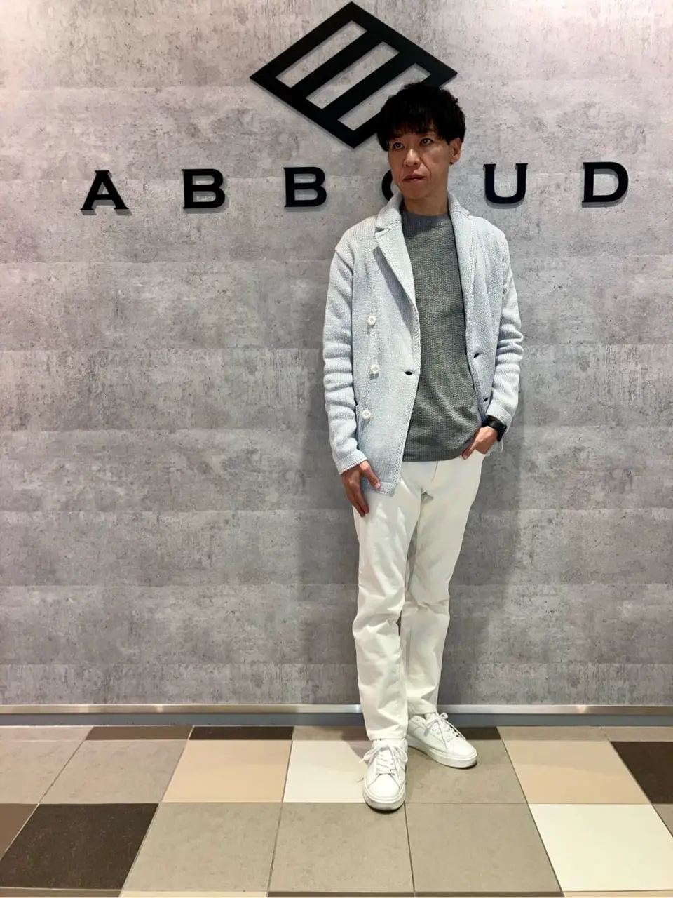 JOSEPH ABBOUD 足立 コーディネート画像