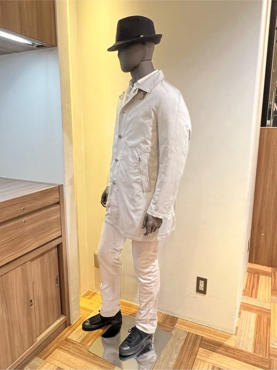 JOSEPH ABBOUD 森部 コーディネート画像