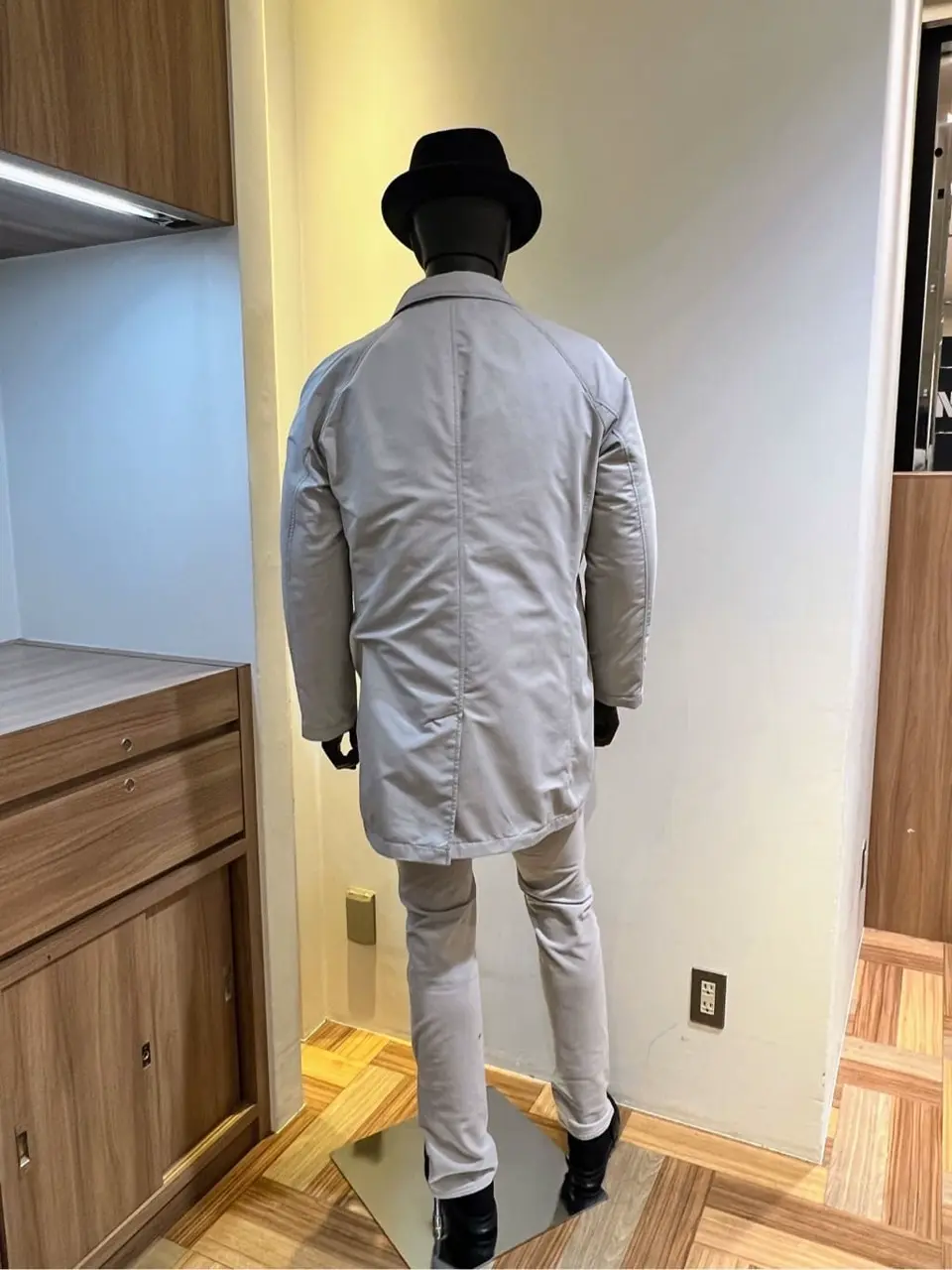 JOSEPH ABBOUD 森部 コーディネート画像