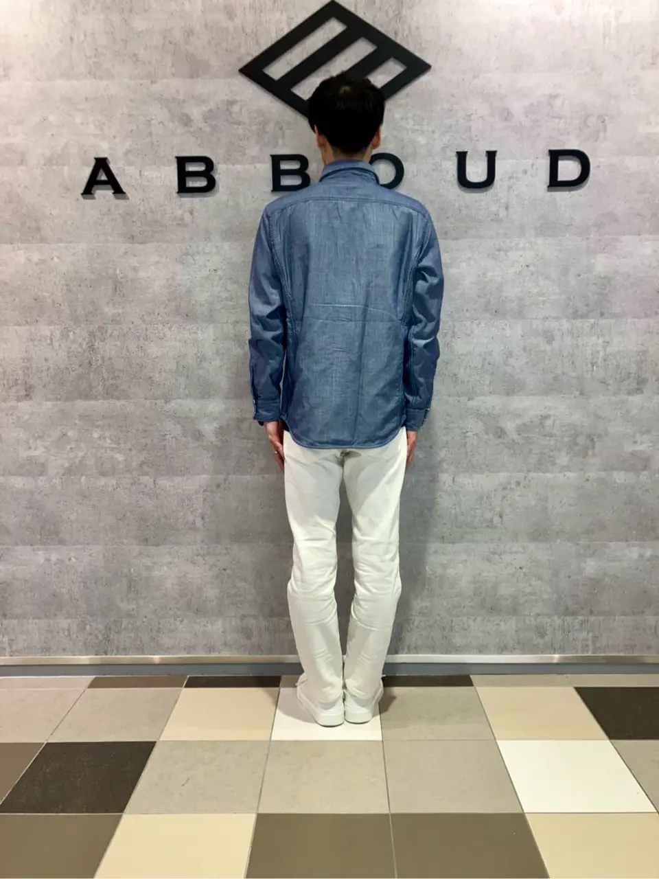 JOSEPH ABBOUD 足立 コーディネート画像