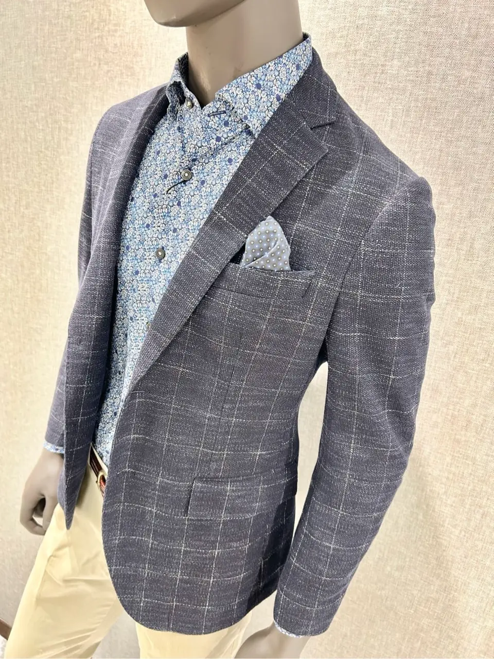 JOSEPH ABBOUD 上田 コーディネート画像