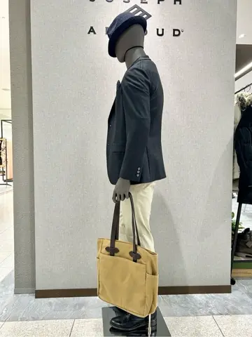 JOSEPH ABBOUD 上田 コーディネート画像