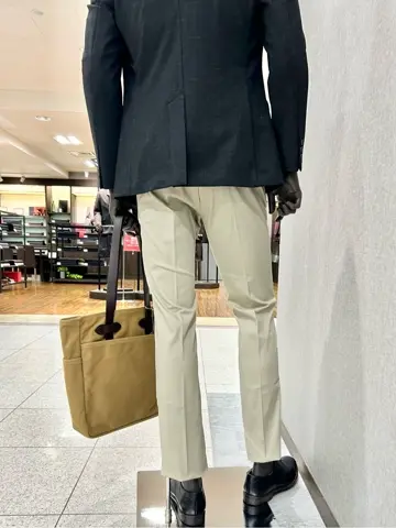 JOSEPH ABBOUD 上田 コーディネート画像