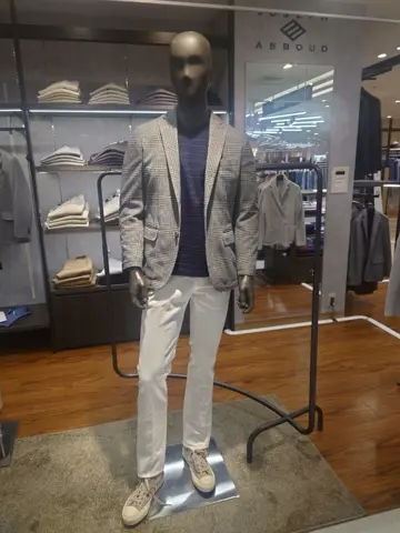 JOSEPH ABBOUD 三宅 コーディネート画像