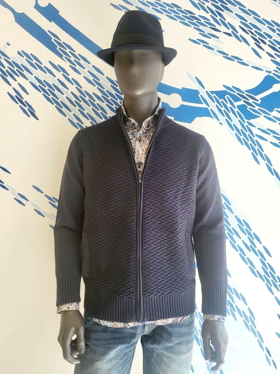 JOSEPH ABBOUD 亀井 コーディネート画像