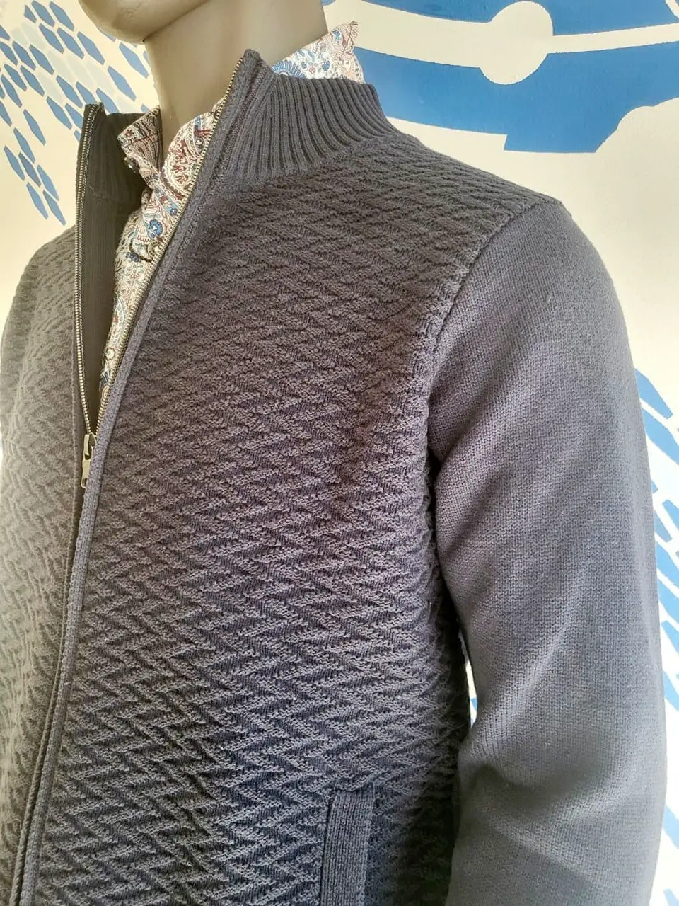 JOSEPH ABBOUD 亀井 コーディネート画像