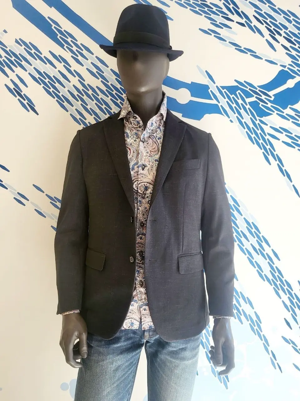 JOSEPH ABBOUD 亀井 コーディネート画像