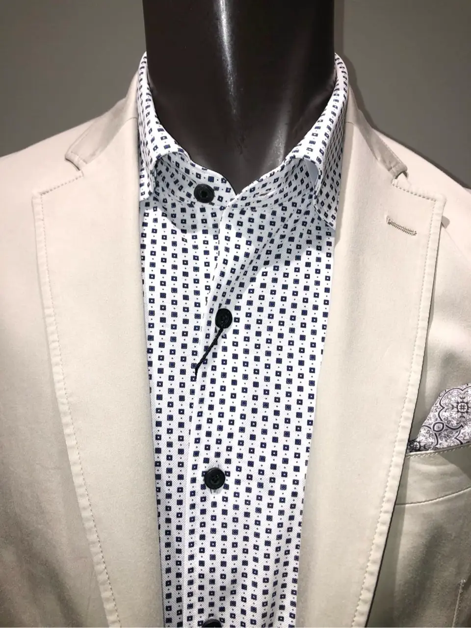 JOSEPH ABBOUD 川田 コーディネート画像