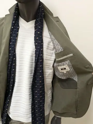 JOSEPH ABBOUD 大久 コーディネート画像