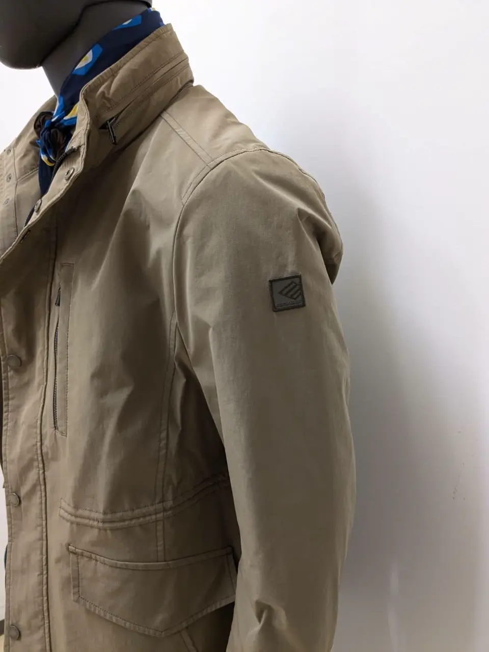 JOSEPH ABBOUD 大久 コーディネート画像