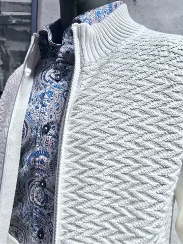 JOSEPH ABBOUD 二澤 コーディネート画像