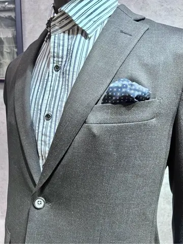 JOSEPH ABBOUD 二澤 コーディネート画像