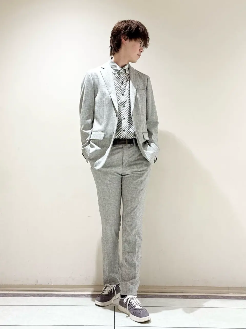 JOSEPH ABBOUD 近藤 コーディネート画像