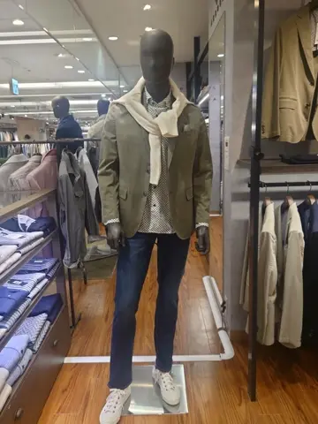 JOSEPH ABBOUD 三宅 コーディネート画像