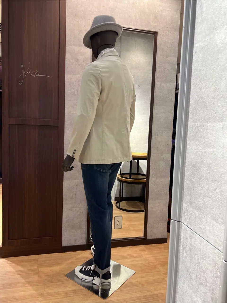 JOSEPH ABBOUD 上條 コーディネート画像