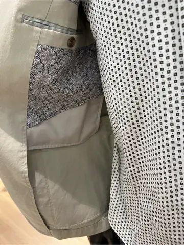 JOSEPH ABBOUD 上條 コーディネート画像