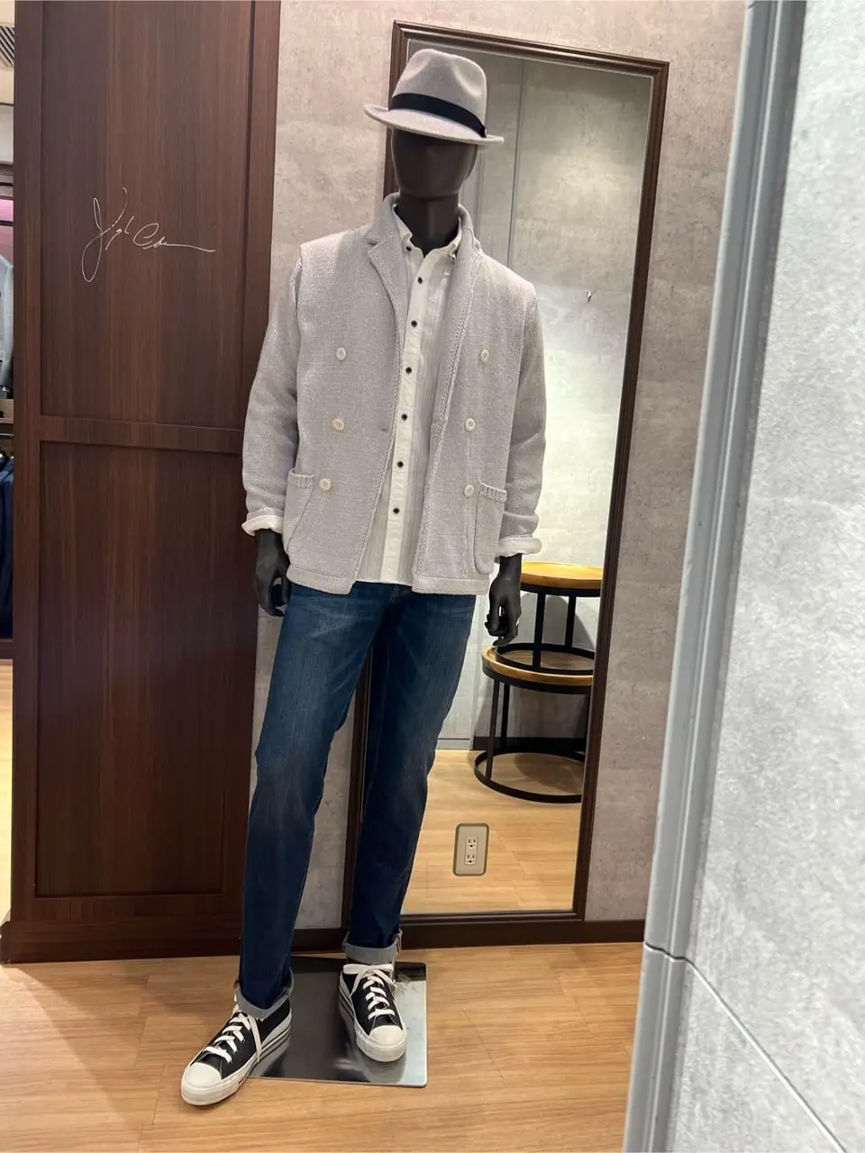 JOSEPH ABBOUD 上條 コーディネート画像