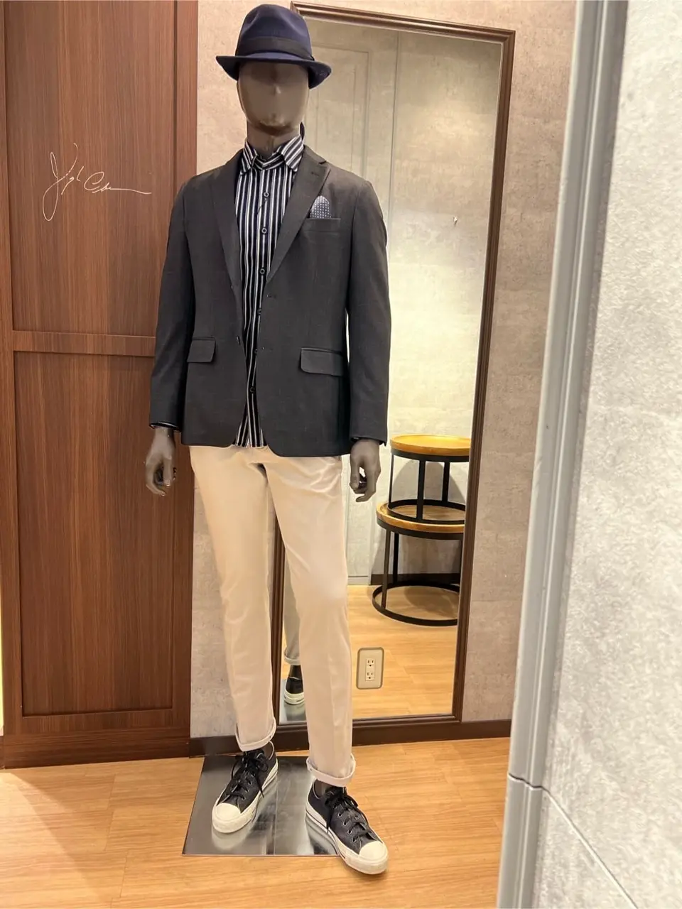 JOSEPH ABBOUD 上條 コーディネート画像