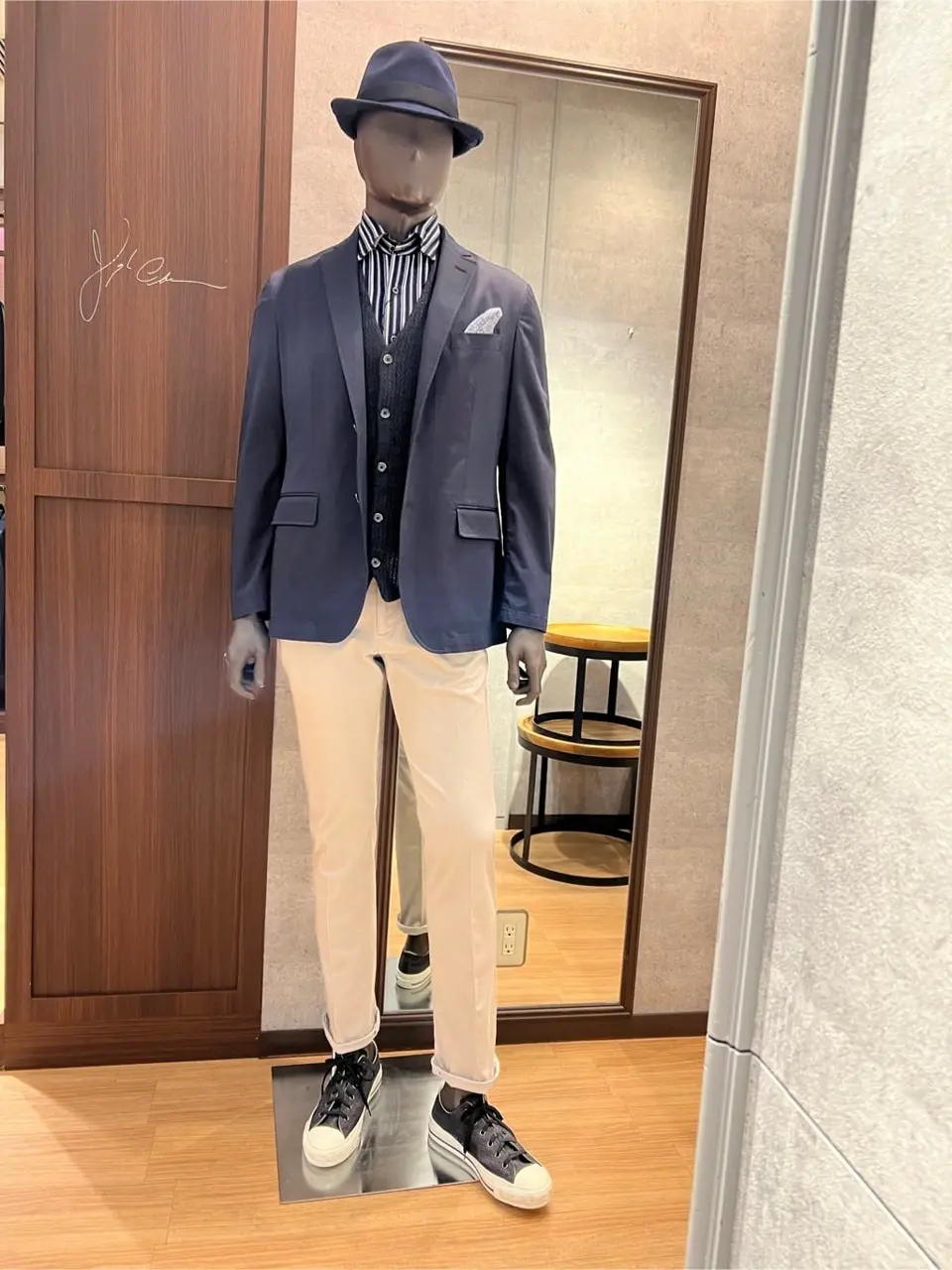 JOSEPH ABBOUD 上條 コーディネート画像