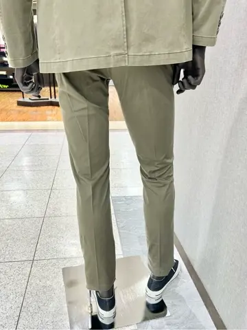 JOSEPH ABBOUD 上田 コーディネート画像