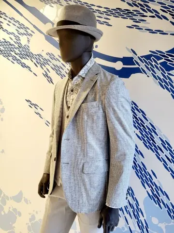 JOSEPH ABBOUD 亀井 コーディネート画像