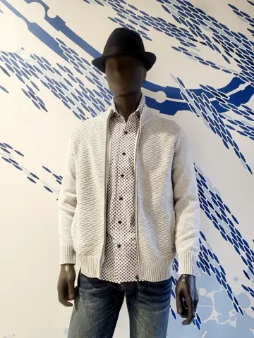 JOSEPH ABBOUD 亀井 コーディネート画像