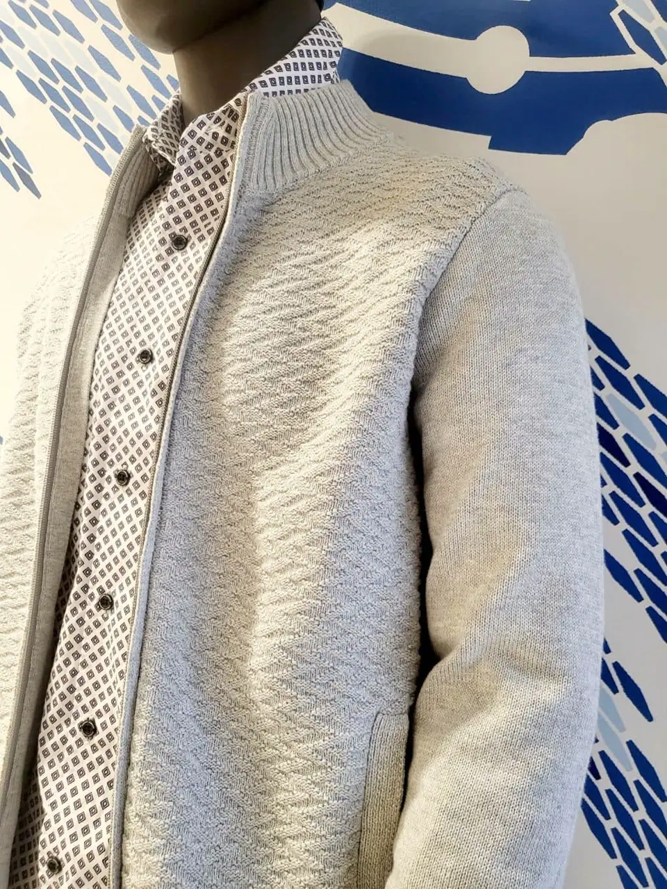 JOSEPH ABBOUD 亀井 コーディネート画像