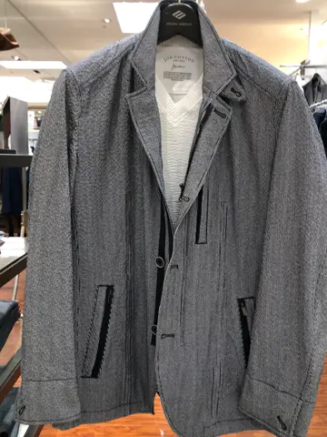 JOSEPH ABBOUD 小籏 コーディネート画像