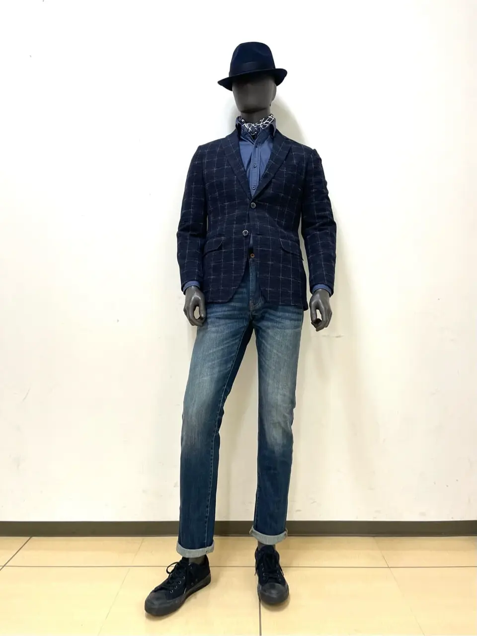 JOSEPH ABBOUD 金本 コーディネート画像