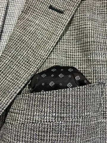 JOSEPH ABBOUD 足立 コーディネート画像