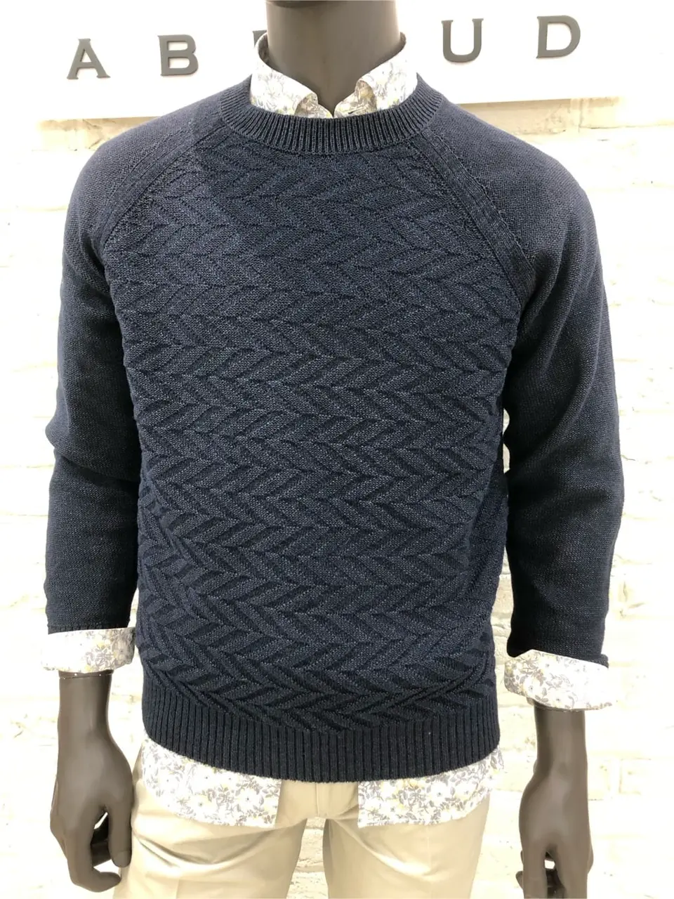 JOSEPH ABBOUD 山口 コーディネート画像