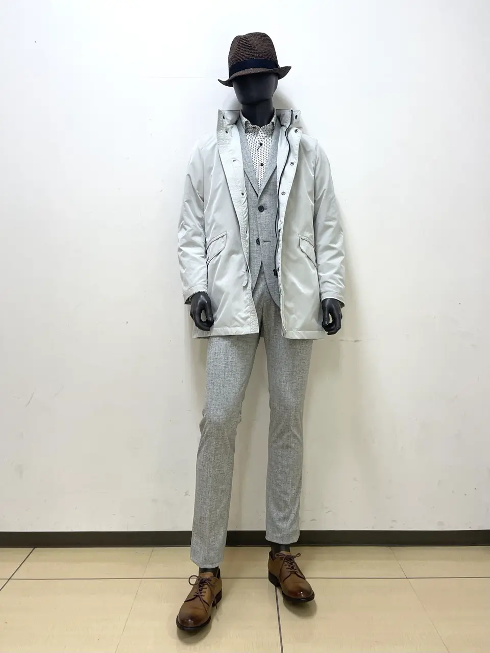 JOSEPH ABBOUD 金本 コーディネート画像