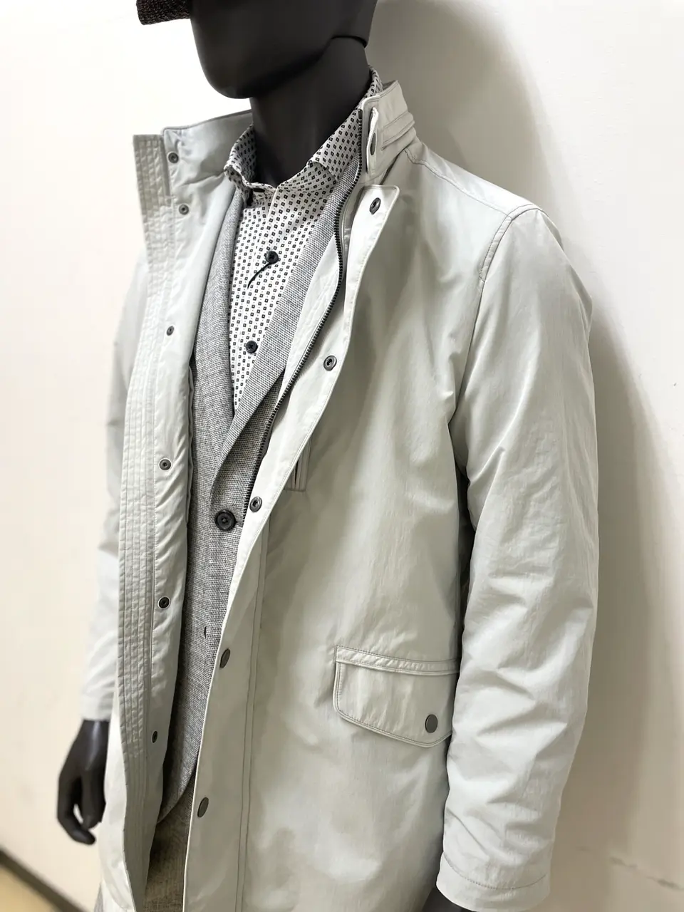 JOSEPH ABBOUD 金本 コーディネート画像