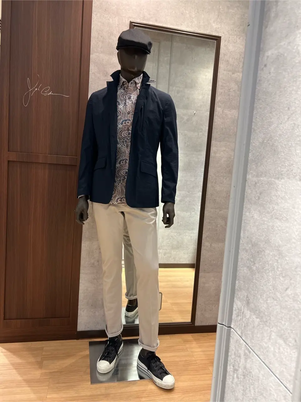 JOSEPH ABBOUD 上條 コーディネート画像