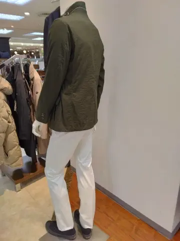 JOSEPH ABBOUD 　伊丹 コーディネート画像