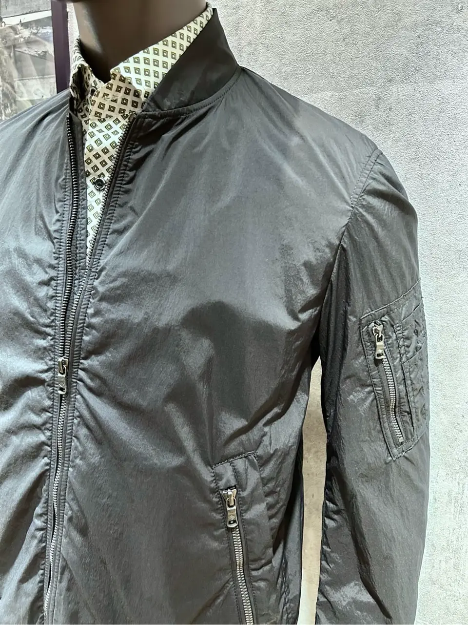 JOSEPH ABBOUD 二澤 コーディネート画像