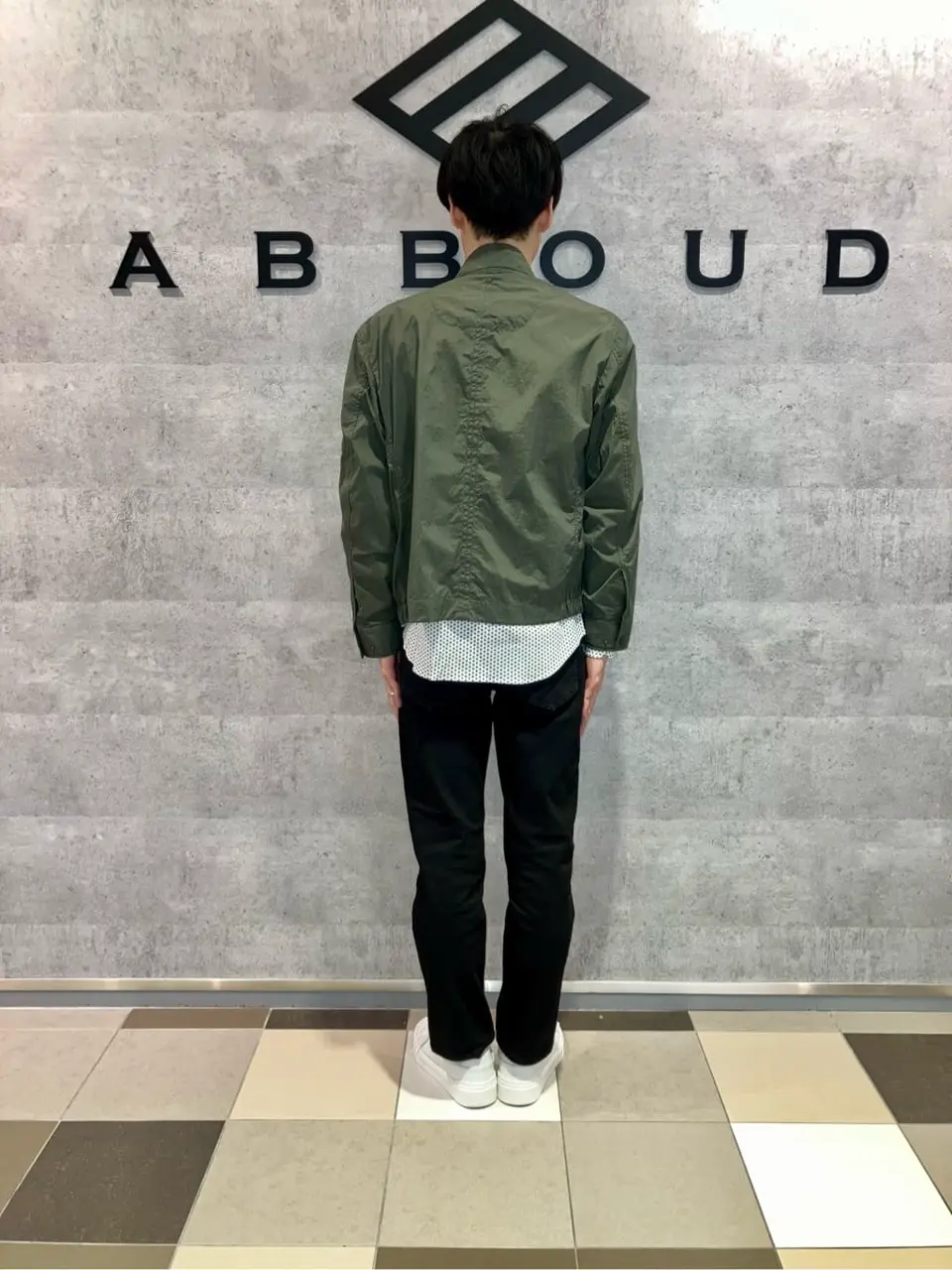 JOSEPH ABBOUD 足立 コーディネート画像